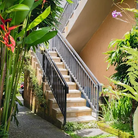 Mancur Guesthouse